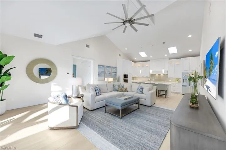 2100  Curtis  ST, Naples, FL 34112