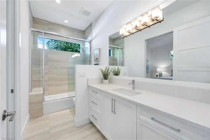 2100  Curtis  ST, Naples, FL 34112