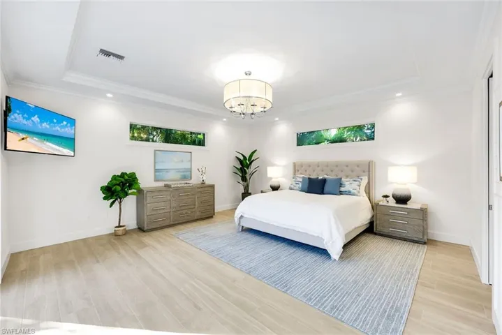 2100  Curtis  ST, Naples, FL 34112