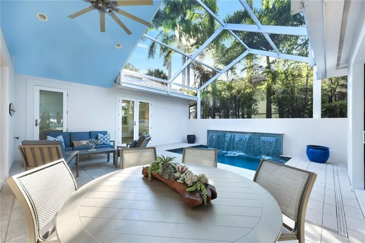 2100  Curtis  ST, Naples, FL 34112