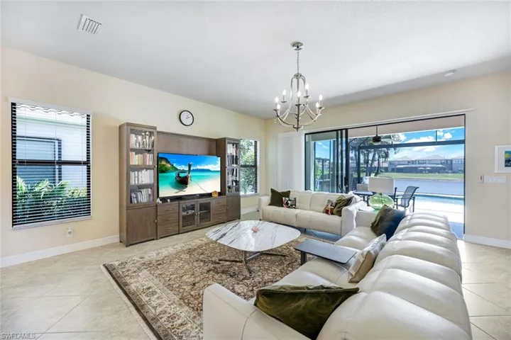 2730 Cinnamon Bay Cir, Naples Fl 34119