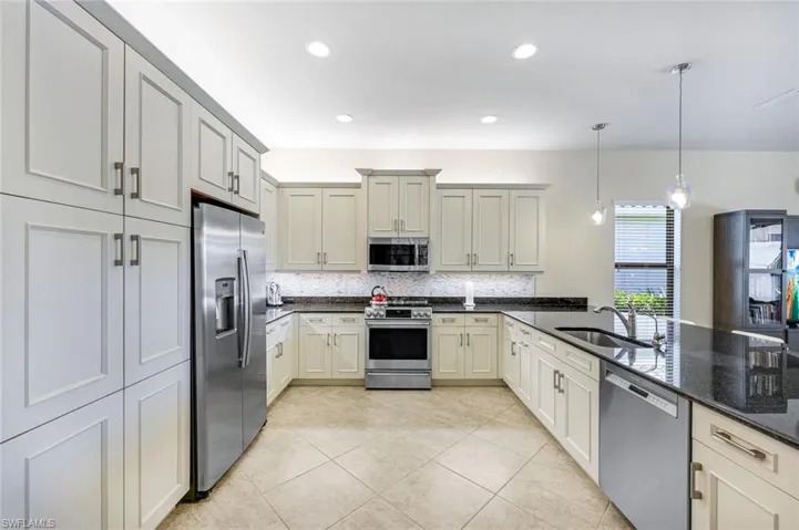2730 Cinnamon Bay Cir, Naples Fl 34119