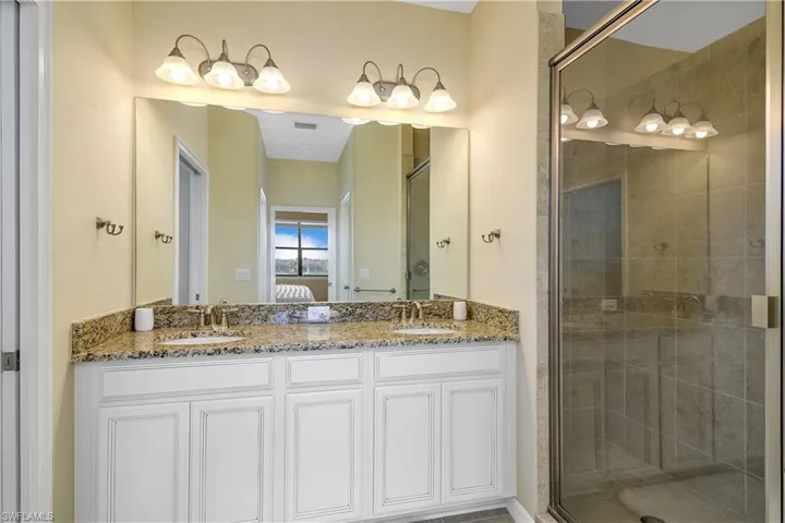 9440  Benvenuto  CT, Naples, FL 34119