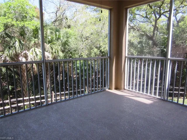 Beautiful, private screened lanai