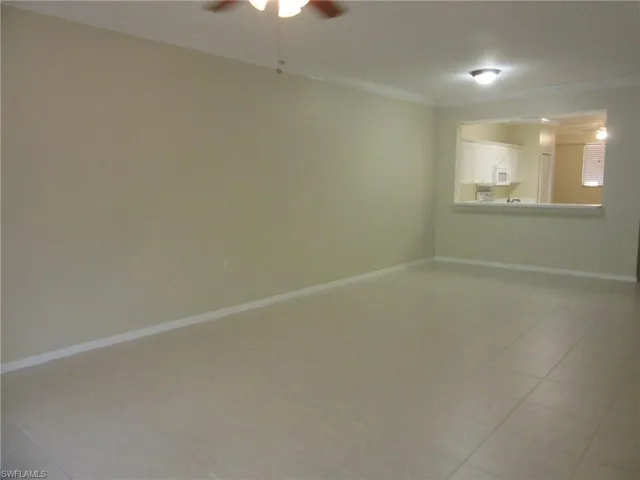 Living/dining room
