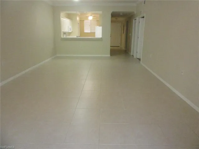 living room/dining room