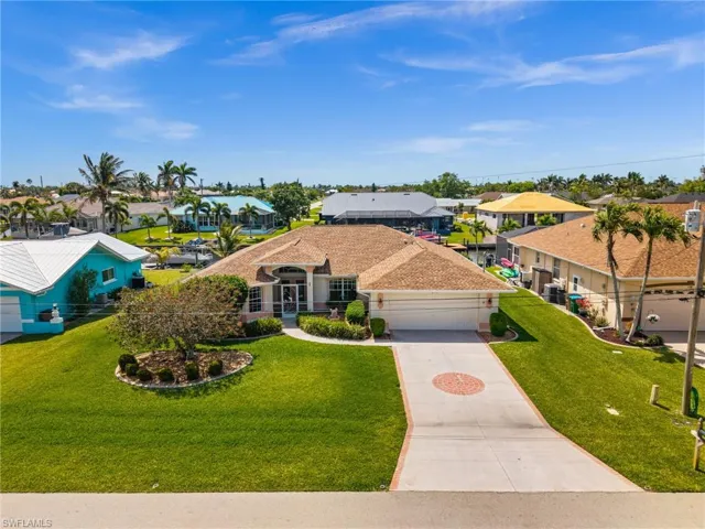 Aerial View showing stamped concrete inlays in Driveway