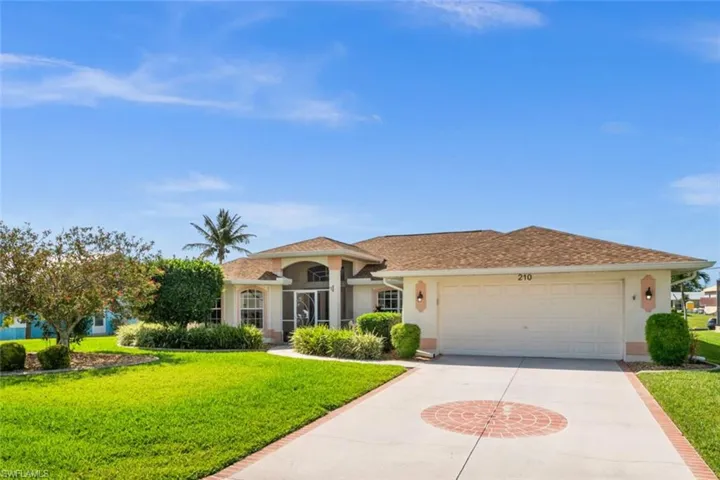 Welcome to 210 SW 37th Ter
