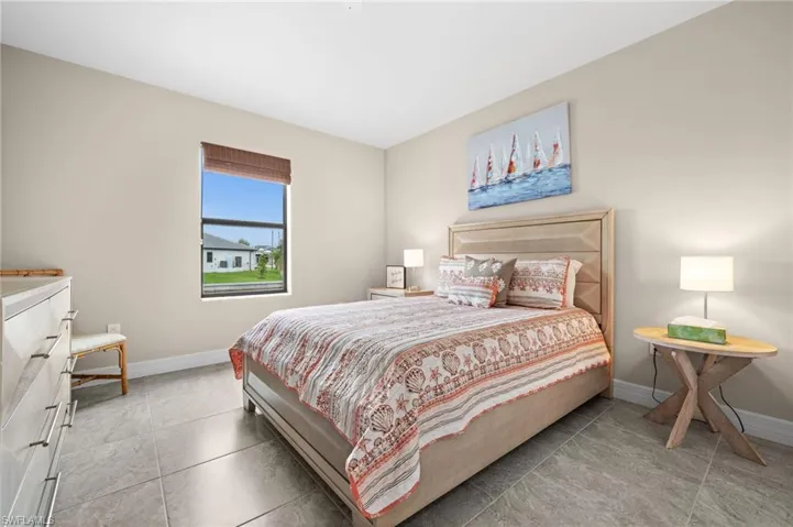 Guest bedroom