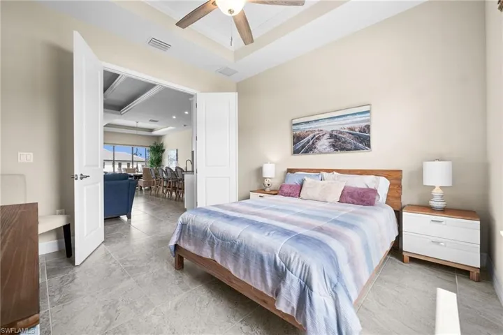 Den/office used currently as a bedroom