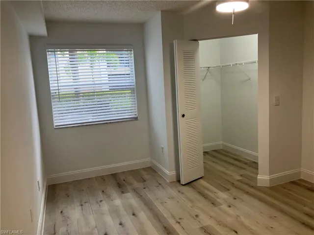 TOTALLY REFURBISHED !