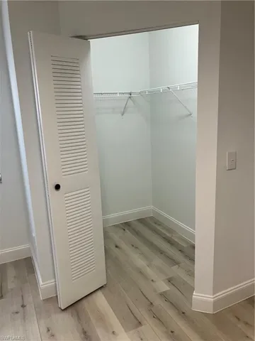 TOTALLY REFURBISHED !