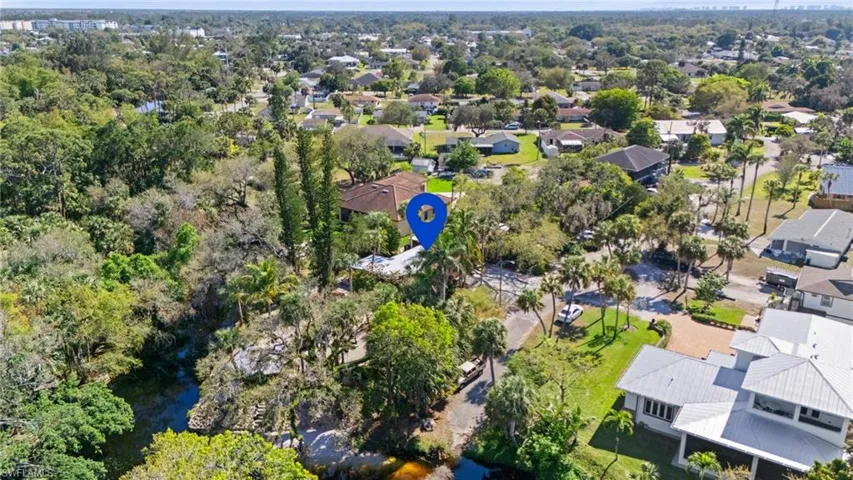 Drone / aerial view featuring a residential view