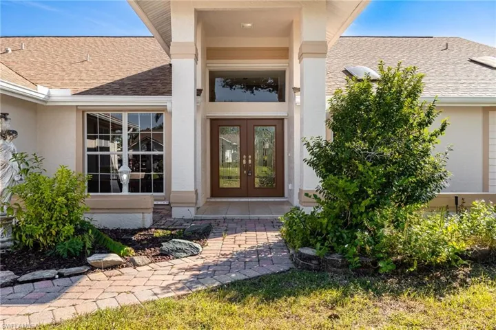 6624 Highland Pines Cir, Fort Myers, Florida 33966
