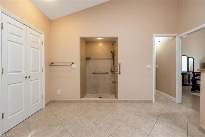 6624 Highland Pines Cir, Fort Myers, Florida 33966