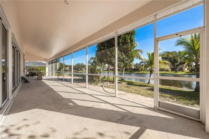 6624 Highland Pines Cir, Fort Myers, Florida 33966