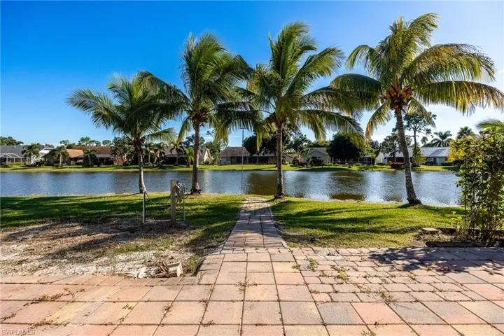 6624 Highland Pines Cir, Fort Myers, Florida 33966
