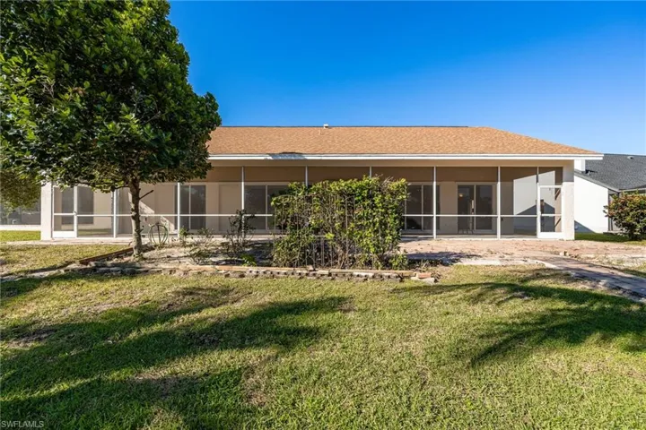 6624 Highland Pines Cir, Fort Myers, Florida 33966