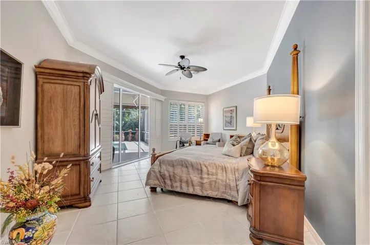 Primary Bedroom w/ sitting area
