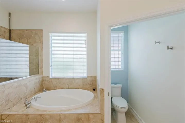 9663 Blue Stone Cir, Fort Myers, Florida 33913