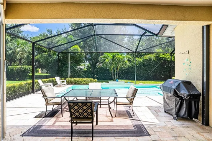 9663 Blue Stone Cir, Fort Myers, Florida 33913