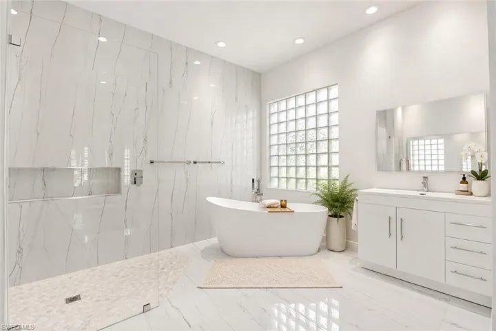 28381 Altessa Way, Bonita Springs, Florida 34135