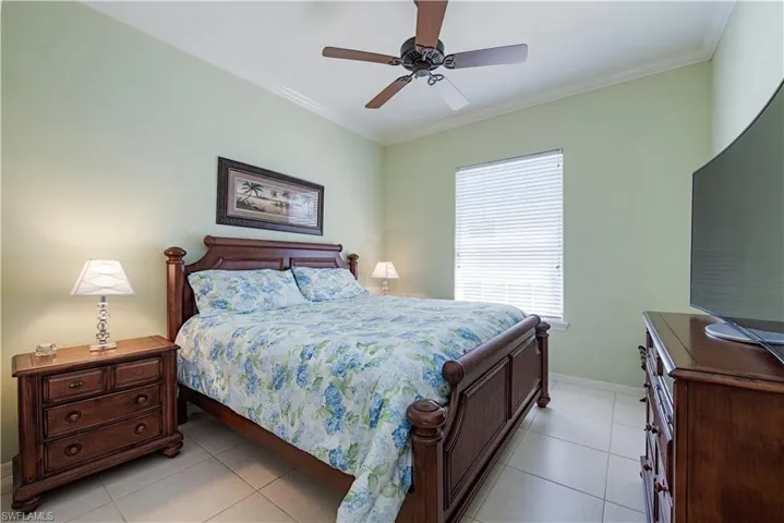 8857  Lely Island  CIR, Naples, FL 34113
