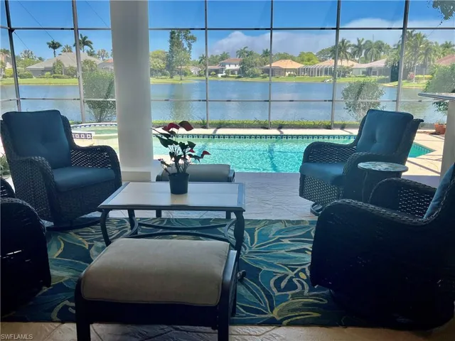 8857  Lely Island  CIR, Naples, FL 34113