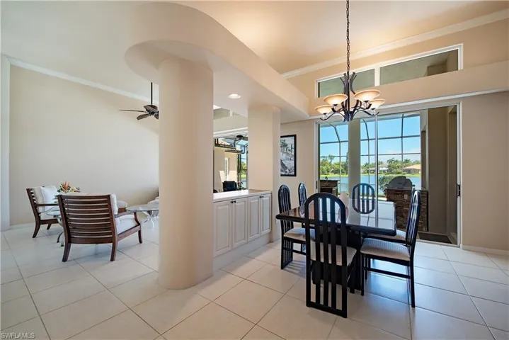 8857  Lely Island  CIR, Naples, FL 34113