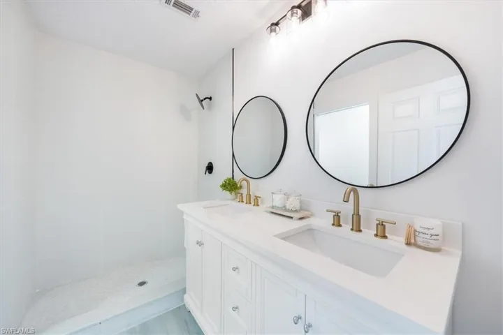 221 SE 1st  ST, Cape Coral, FL 33990