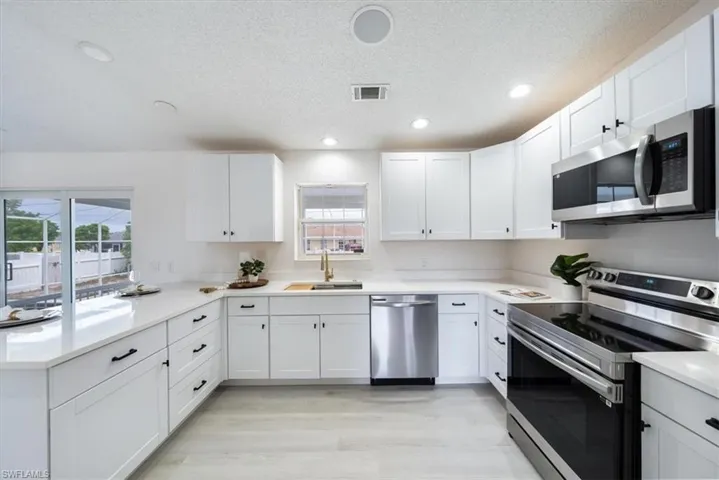 221 SE 1st  ST, Cape Coral, FL 33990