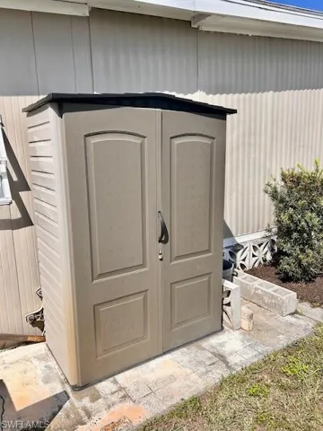 Storage shed