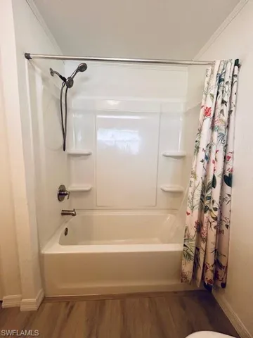 Second bathroom with new bath/shower combinaison