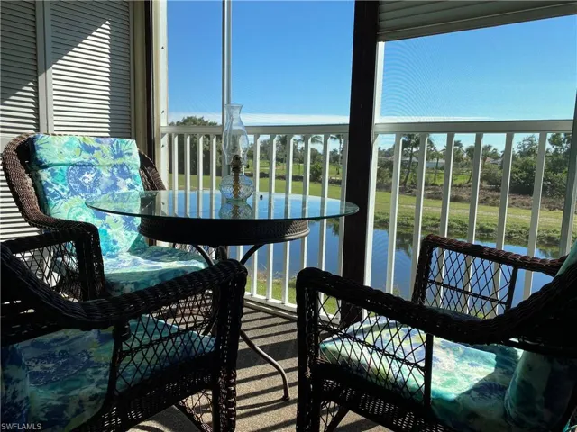 5435  Rattlesnake Hammock  RD, Naples, FL 34113