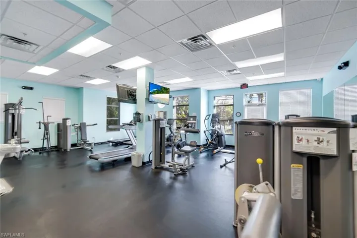 Gym featuring a drop ceiling