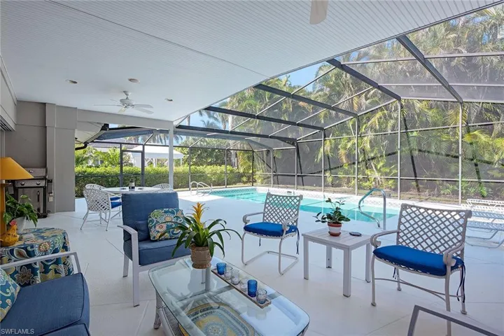 525  Port Side  DR, Naples, FL 34103