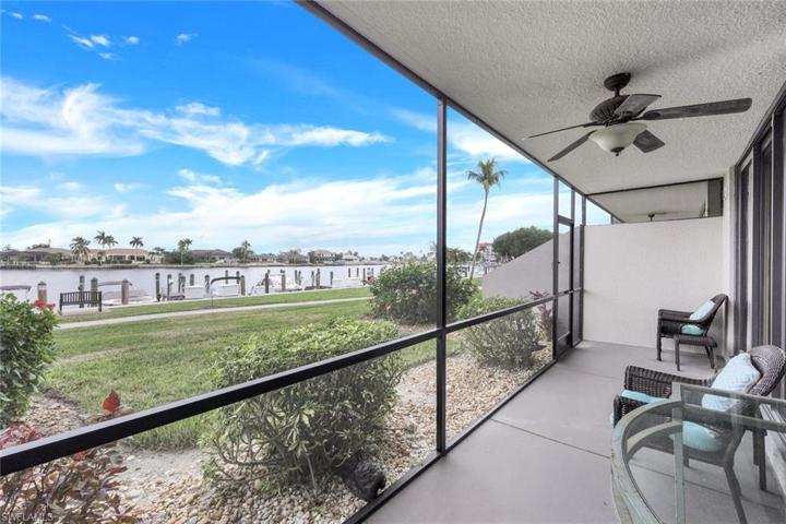 601  Seaview  CT, MARCO ISLAND, FL 34145