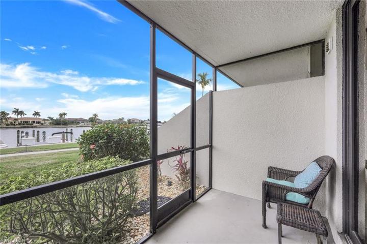 601  Seaview  CT, MARCO ISLAND, FL 34145