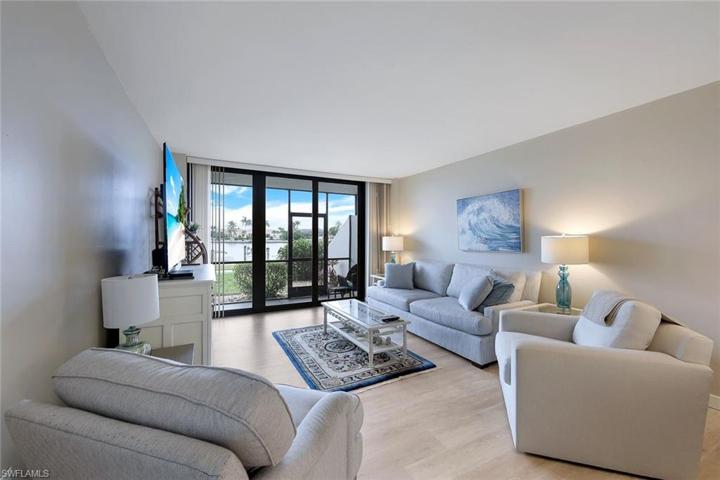 601  Seaview  CT, MARCO ISLAND, FL 34145