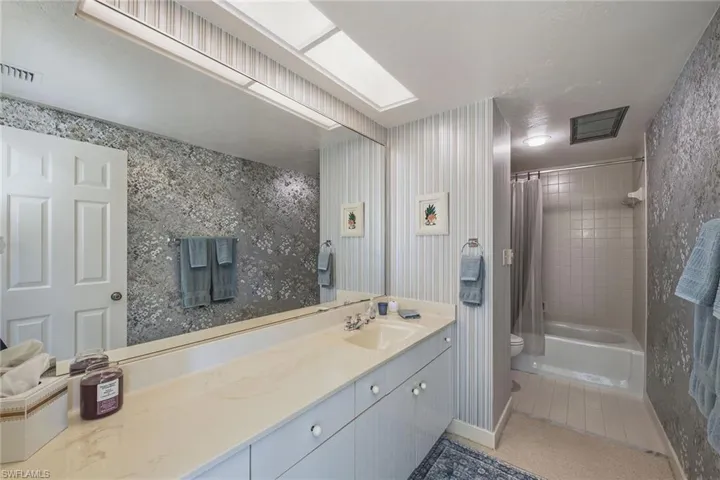 4301 Gulf Shore Blvd N 1803, Naples, Florida 34103