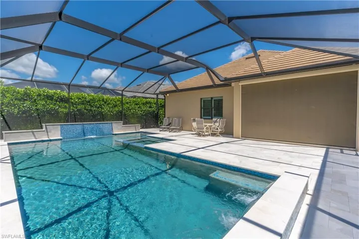 7343  Mockingbird  CT, Naples, FL 34114