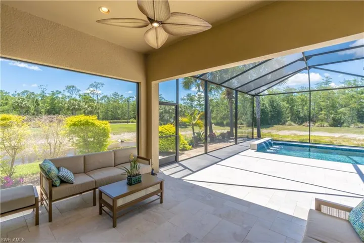 7343  Mockingbird  CT, Naples, FL 34114