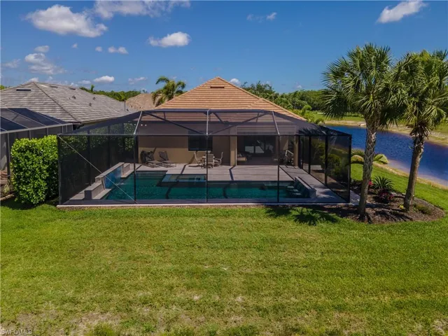 7343  Mockingbird  CT, Naples, FL 34114