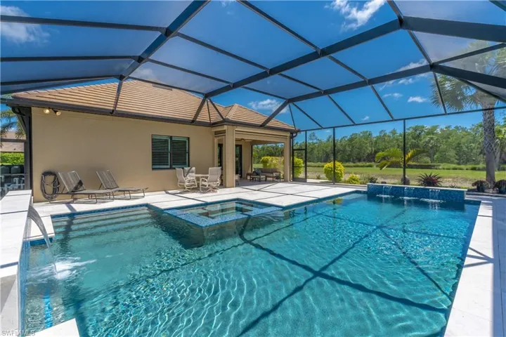 7343  Mockingbird  CT, Naples, FL 34114