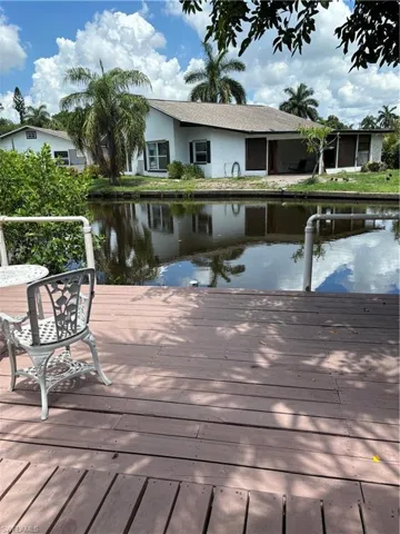 127 Standish Cir, North Fort Myers, Florida 33903