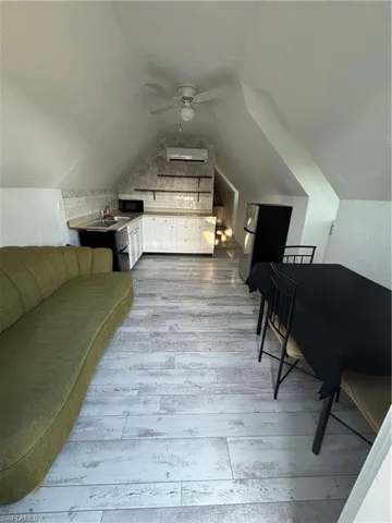 127 Standish Cir, North Fort Myers, Florida 33903