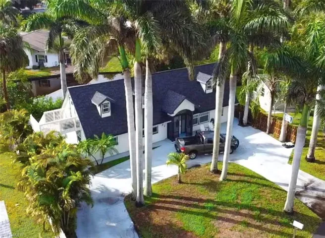 127  Standish  CIR, North Fort Myers, FL 33903