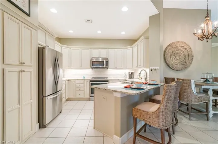 9221  Bayberry  BEND, Fort Myers, FL 33908
