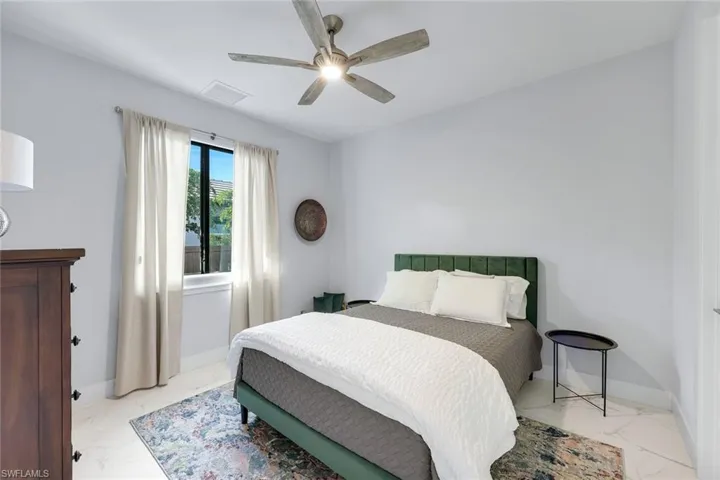 1030 Nw 38th Pl, Cape Coral, Florida 33993