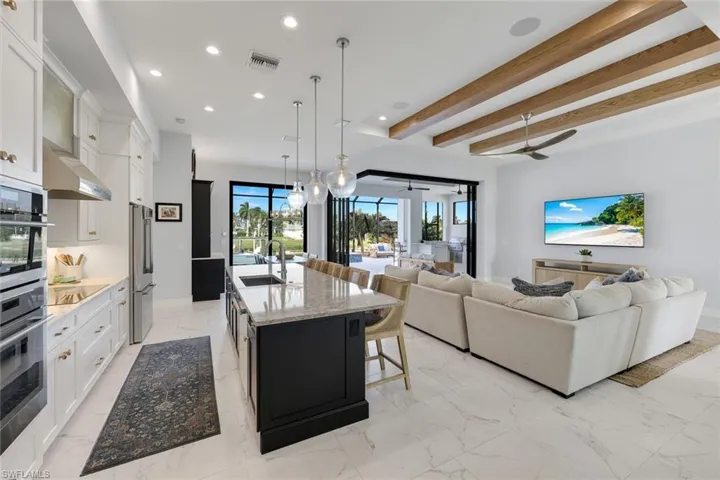 1030 Nw 38th Pl, Cape Coral, Florida 33993